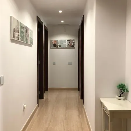Medina De Banus شقة *